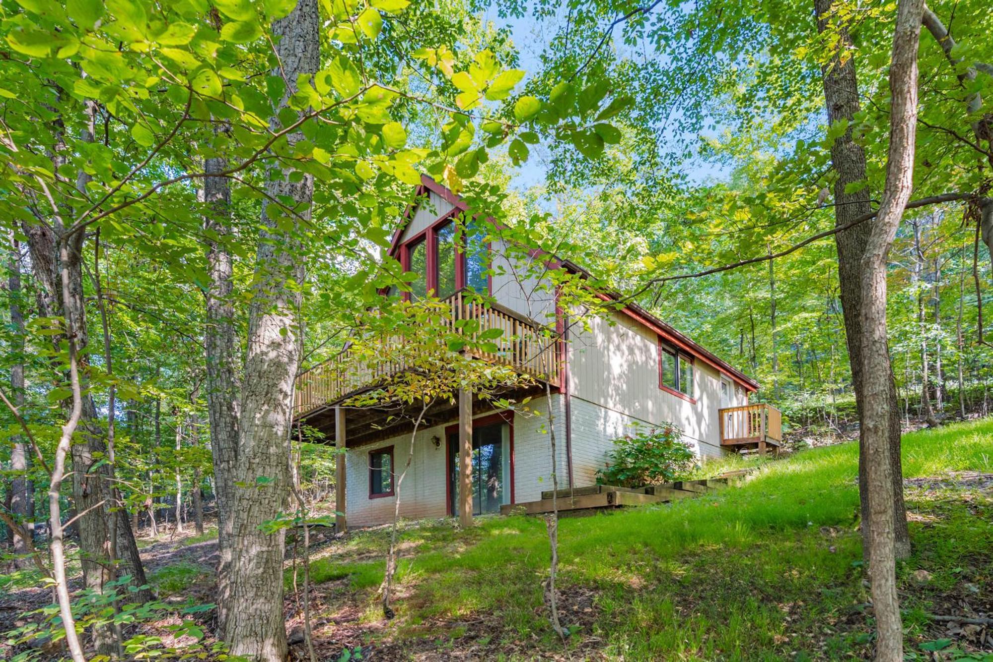 Modern Chalet Cabin W Hot Tub, Deck&Grill, & Wifi! Inwood ภายนอก รูปภาพ