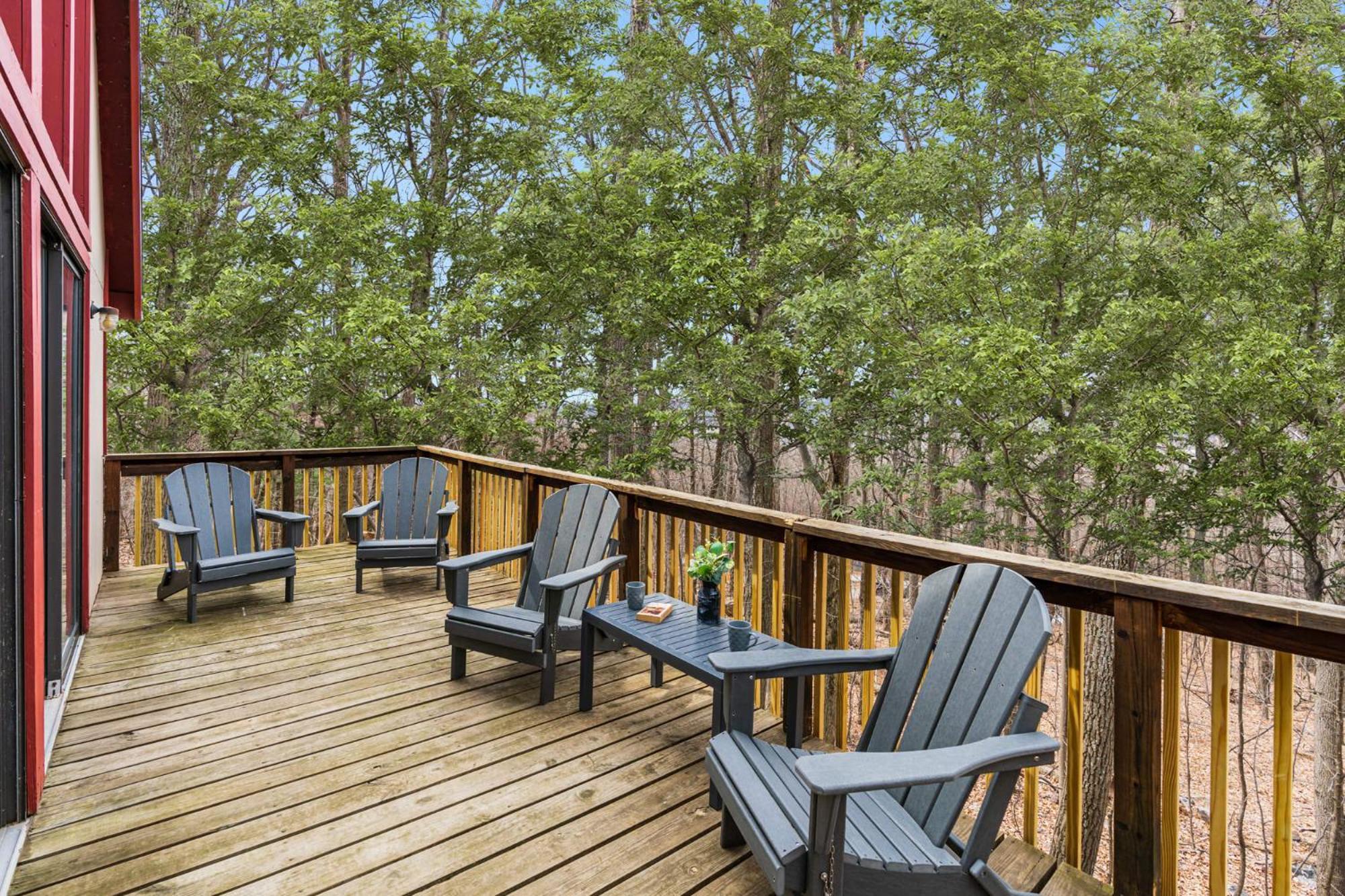 Modern Chalet Cabin W Hot Tub, Deck&Grill, & Wifi! Inwood ภายนอก รูปภาพ